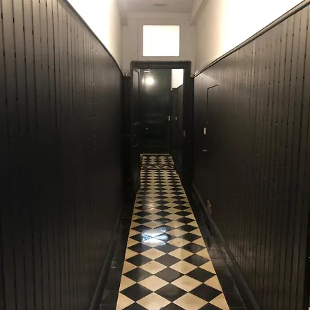 Dépendance Calme Avec Jardin Au Coeur De